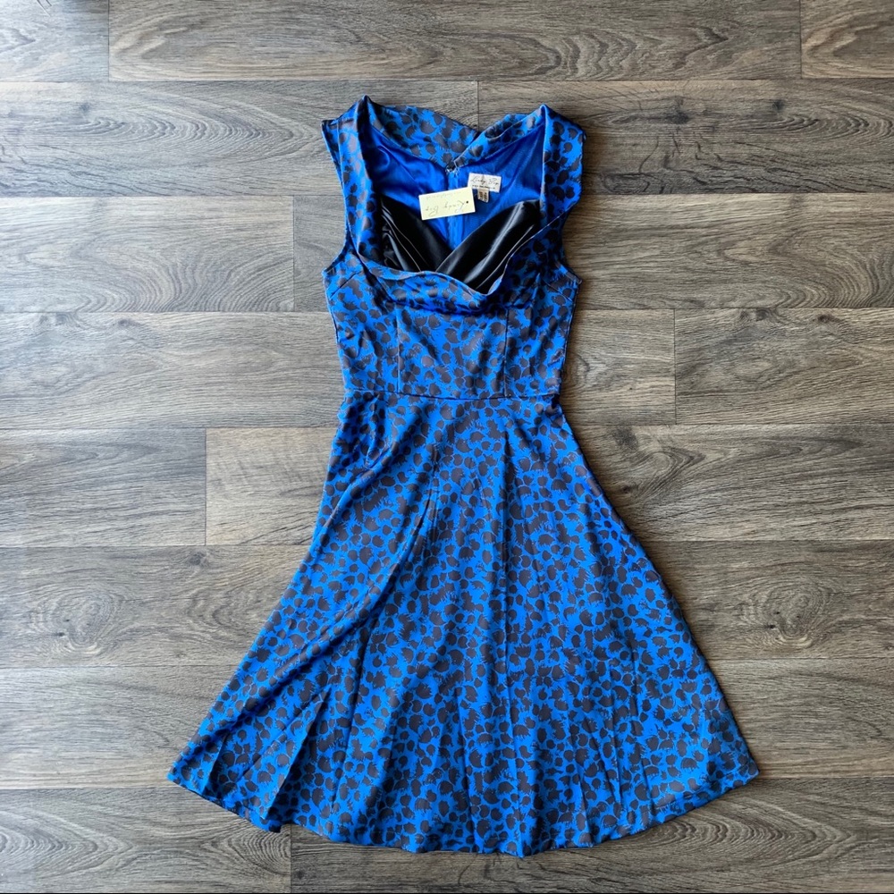 ❌SOLD❌Lindy Bop women’s blue cheetah print dress